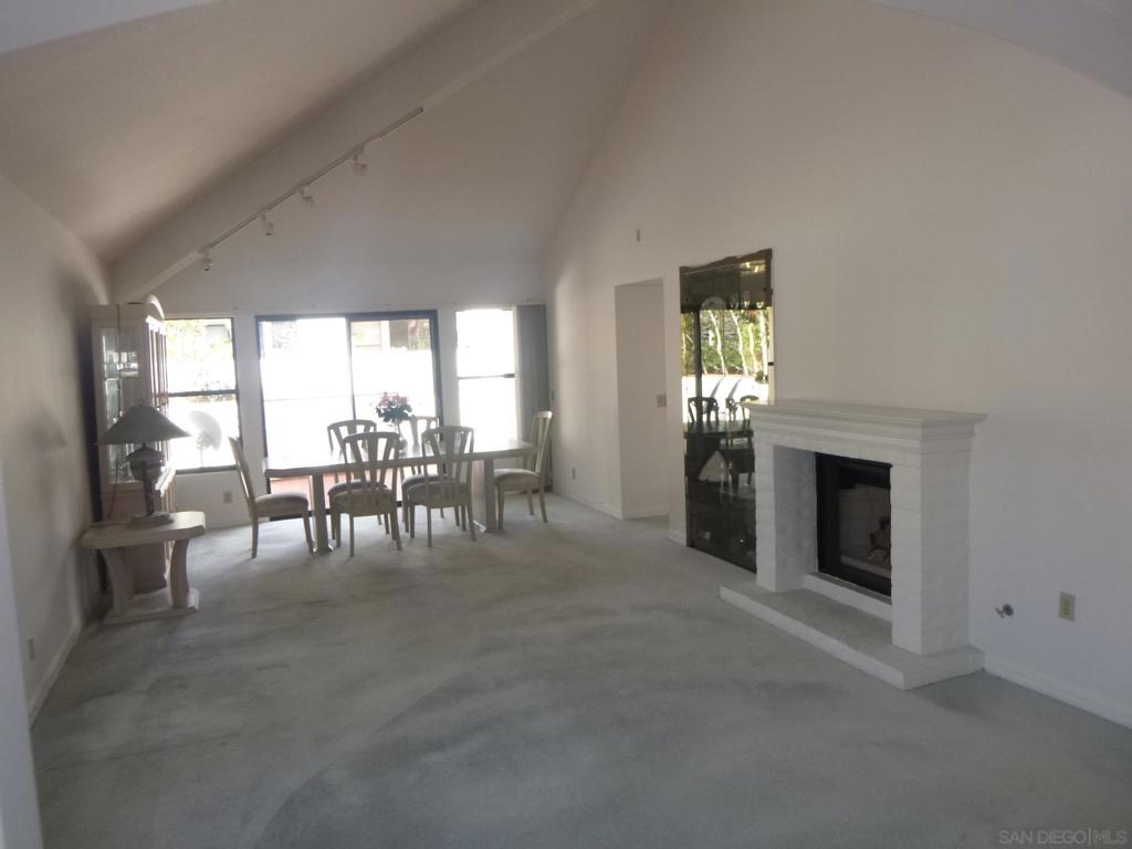 16120 Avenida Venusto - photo 5