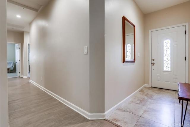 11541 Westhill, Lakeside CA: https://media.crmls.org/mediaz/b99c0b94-1766-44aa-b230-077e6b89d532.jpg