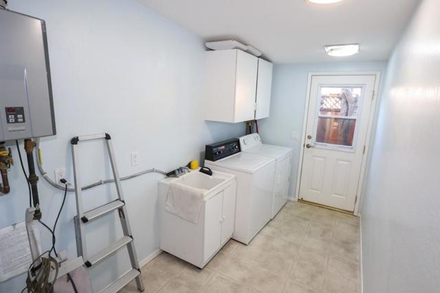 108 Santa Cruz Avenue, Aptos CA: https://media.crmls.org/mediaz/b99c444d-c184-4cc3-9477-caf5fb7cf96b.jpg