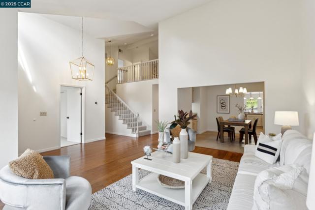 19 Via Barcelona, Moraga CA: https://media.crmls.org/mediaz/b99c4846-0bca-4c3a-9c97-ce68eea87446.jpg