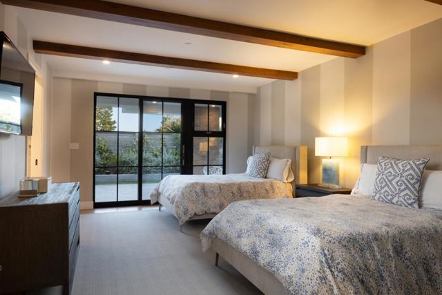 3301 17 Mile Drive, Pebble Beach CA: https://media.crmls.org/mediaz/b99c4fd5-c3f5-4ef1-bfd1-2006bb02ec44.jpg