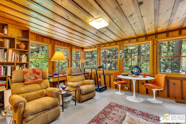 Image 17 of 70 For 25100 Indian Rock Road