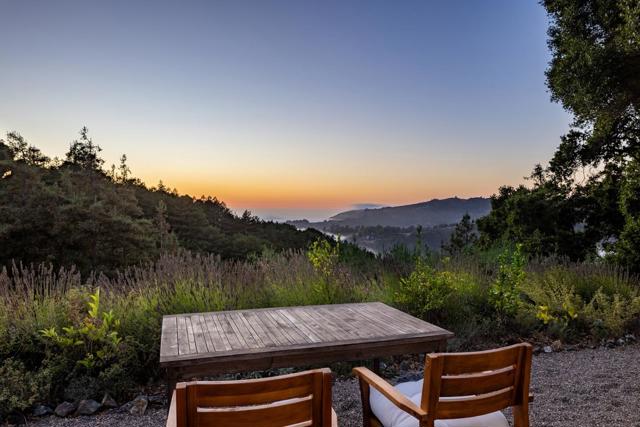 47320 Highway 1, Big Sur CA: https://media.crmls.org/mediaz/b99d3e4d-3c56-416f-9be3-b51c631f2e84.jpg