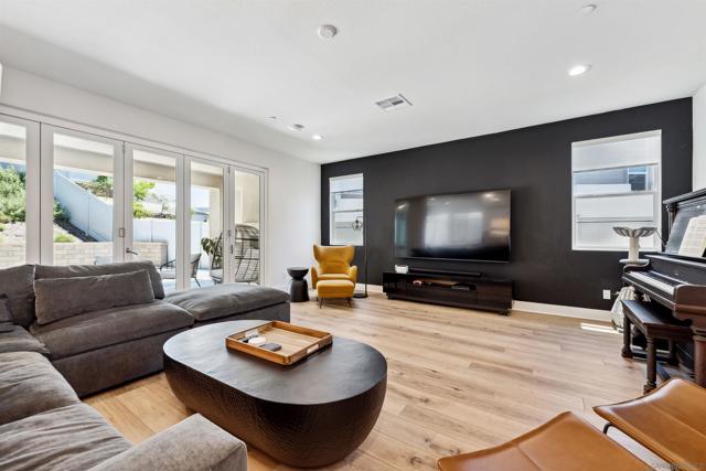 8246 Rose Quartz Cir, San Diego CA: https://media.crmls.org/mediaz/b99df63e-f94a-4ca8-aca4-63a935bbba83.jpg