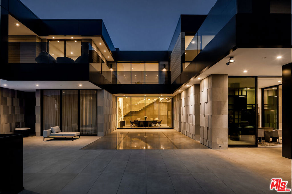 MLS #26866007 image #24