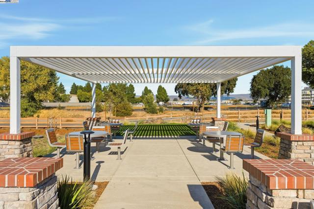 4686 Vilana Street, Livermore CA: https://media.crmls.org/mediaz/b99fdce9-f536-4ee6-87b1-53b5ca80373b.jpg