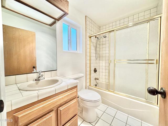 Detail Gallery Image 8 of 39 For 272 Cahuenga Dr, Oxnard,  CA 93035 - 3 Beds | 2 Baths