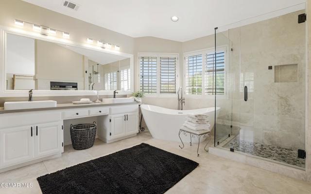 32714 Wellbrook Drive, Westlake Village CA: https://media.crmls.org/mediaz/b9a1ddfe-4608-4b11-a885-4883ef61a578.jpg