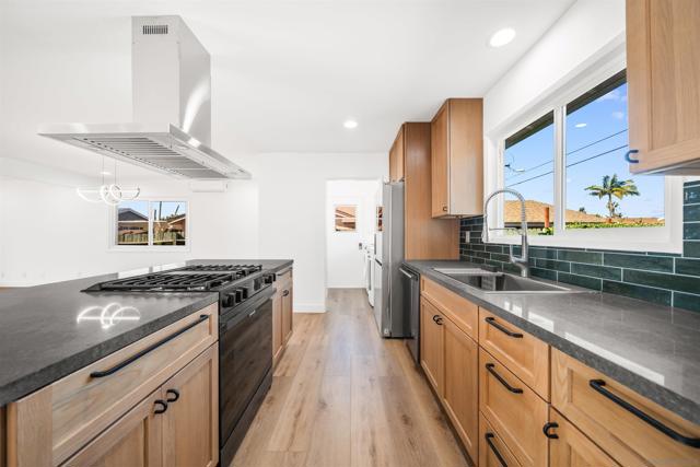 Image 6 of 45 For 5017 Mount Gaywas Dr