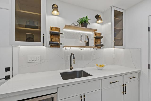 422 Liquidambar Way, Sunnyvale CA: https://media.crmls.org/mediaz/b9a226e1-a23f-4038-bb55-7f89ca3b0dbf.jpg