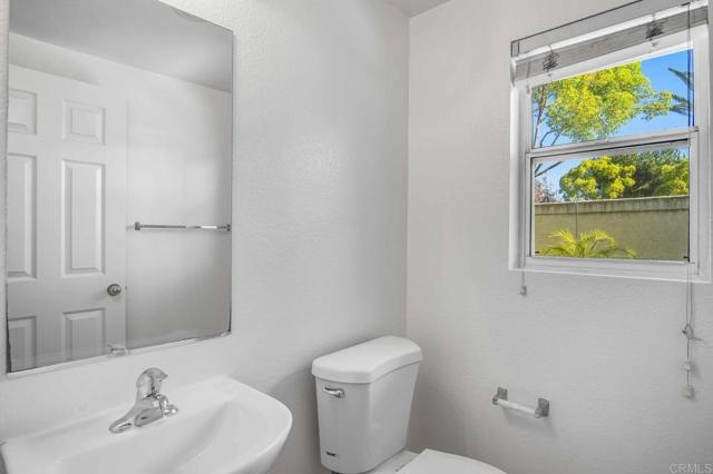 Detail Gallery Image 20 of 33 For 1140 Valdivia Ct, Chula Vista,  CA 91910 - 3 Beds | 2/1 Baths