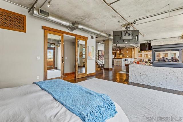 Image 60 of 75 For 877 Island Ave  1006