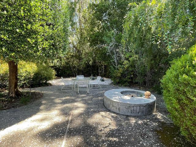 843 Sonoma Terrace, Stanford CA: https://media.crmls.org/mediaz/b9a4c6fb-2672-4ec5-a4df-fb9d9f593f16.jpg