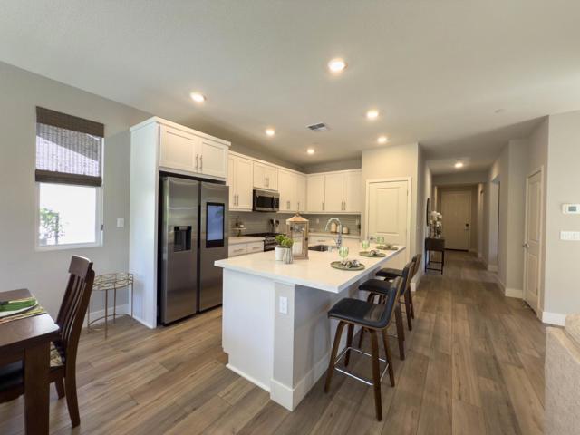 2581 Haybale Street, Gilroy CA: https://media.crmls.org/mediaz/b9a53f40-8a7e-4cb5-8e9d-57ed53694cff.jpg