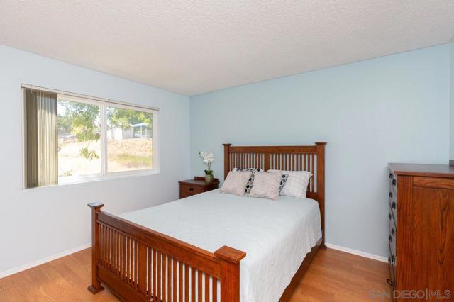 6330 Genesee Avenue, San Diego CA: https://media.crmls.org/mediaz/b9a577c3-81fc-4ecc-ad9a-f0d084469359.jpg