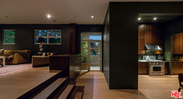 710 N Orlando Avenue, West Hollywood CA: https://media.crmls.org/mediaz/b9a59d32-ef9d-4254-8b8c-cdd9913cb86f.jpg