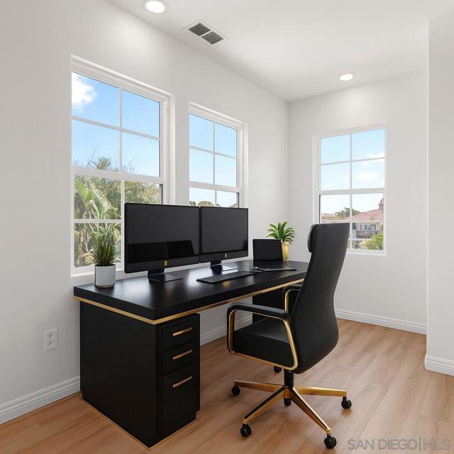 1120 Championship Rd, Oceanside CA: https://media.crmls.org/mediaz/b9a5aaec-0e3c-4d9f-99c0-843ecced0cb5.jpg