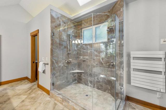 14205 Shannon Road, Los Gatos CA: https://media.crmls.org/mediaz/b9a5d1b7-5e52-4e8b-bd56-c401ba07b227.jpg
