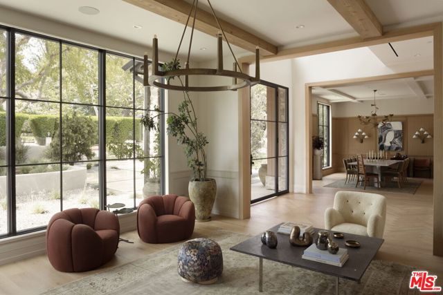 1186 Corsica Drive, Pacific Palisades CA: https://media.crmls.org/mediaz/b9a61752-7ae6-48d8-8319-79eb153c36b6.jpg