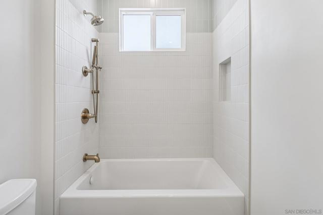 1850 Illion St, San Diego CA: https://media.crmls.org/mediaz/b9a68bf3-030a-402c-ab99-f3f94758a7a5.jpg