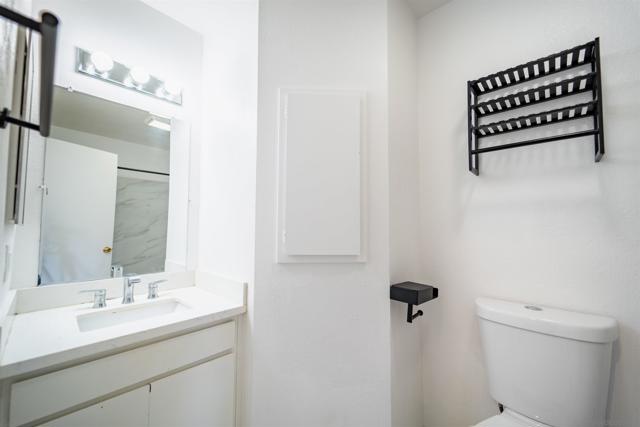 4847 Parks Ave, La Mesa CA: https://media.crmls.org/mediaz/b9a7ad7d-c752-4f81-8bb5-a2206128ffc1.jpg