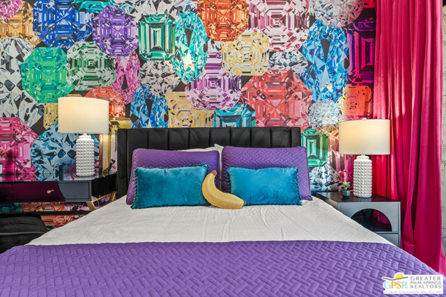 2602 N Whitewater Club Drive, Palm Springs CA: https://media.crmls.org/mediaz/b9a7ae30-4169-4456-9a0d-9452a28e1db2.jpg