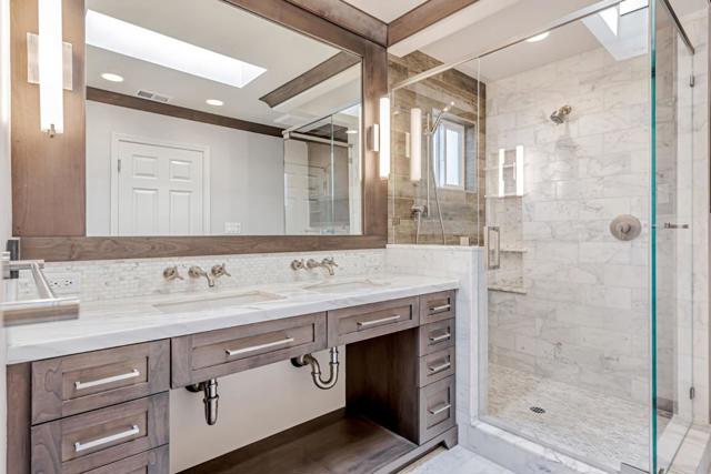 520 Topaz Street, Redwood City CA: https://media.crmls.org/mediaz/b9a7d12a-156d-4f27-967c-78c130d2f300.jpg