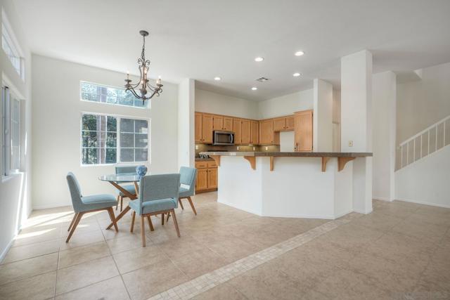 29711 Williams Valley Ct, Escondido CA: https://media.crmls.org/mediaz/b9a84436-f66c-4d23-b722-b96c99b2ab21.jpg