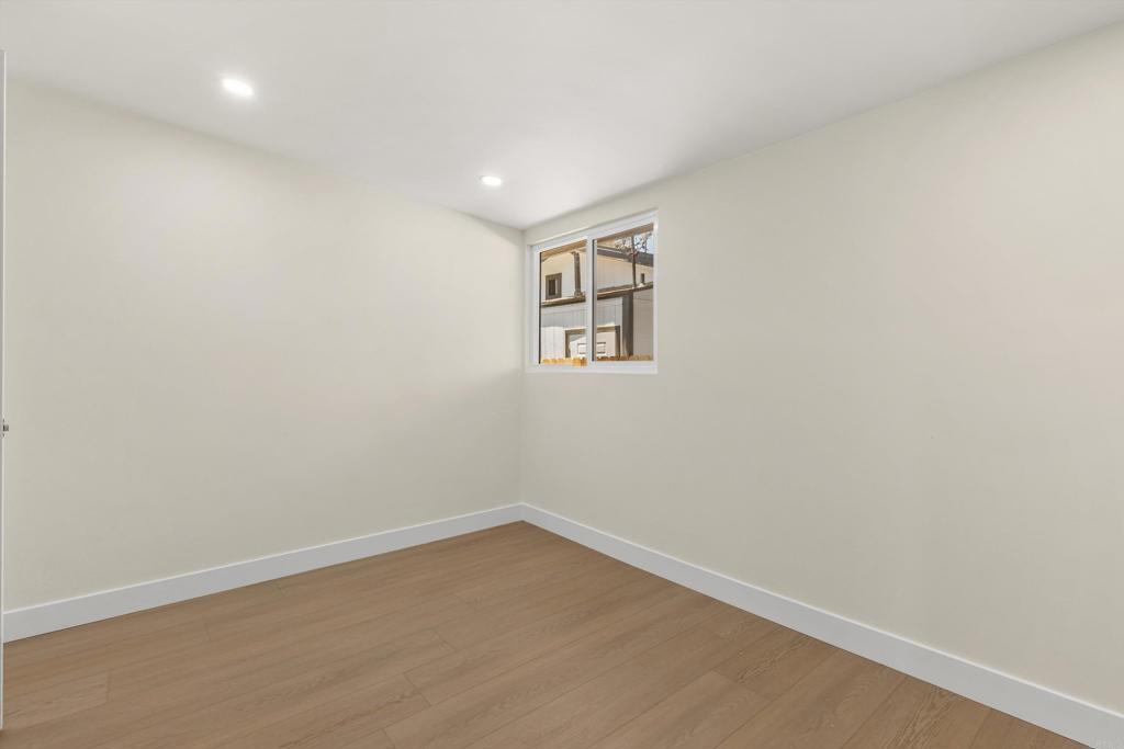4020 Dwight St - photo 8