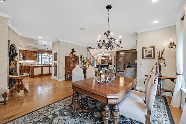 6745 Alisal St, Pleasanton CA: https://media.crmls.org/mediaz/b9a92fc5-6b58-48af-8dfe-83e10f2da6d5.jpg