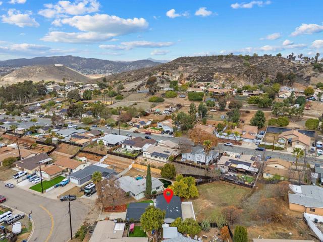 Image 34 of 37 For 9065 Heatherdale St