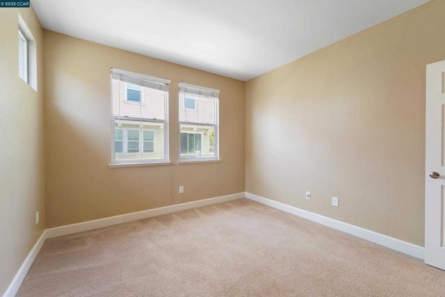 513 Lexington Dr, Vallejo CA: https://media.crmls.org/mediaz/b9a9cc4a-6337-4e4f-9f08-1dfefda5848b.jpg