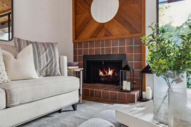 2327 Ticonderoga Drive, San Mateo CA: https://media.crmls.org/mediaz/b9aa13d4-811a-4116-8913-eafb4088080f.jpg