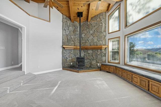 5955 Diablo Hills Road, Tres Pinos CA: https://media.crmls.org/mediaz/b9aa4eab-c323-4614-afd9-15de903c7036.jpg