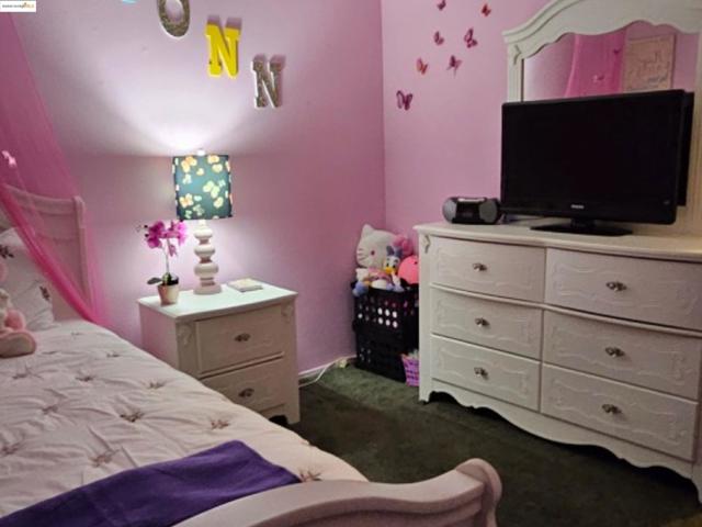 4500 Bell Ct, Richmond CA: https://media.crmls.org/mediaz/b9ab002e-9e89-48f8-a723-6f36507961e1.jpg