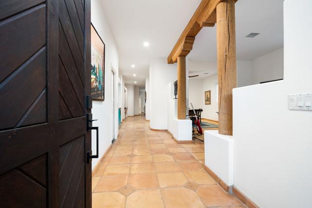 52700 Avenida Vallejo, La Quinta CA: https://media.crmls.org/mediaz/b9ab048d-fb89-4ca0-9d0c-86d02344c902.jpg
