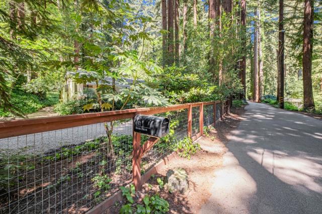 657 River Drive, Boulder Creek CA: https://media.crmls.org/mediaz/b9ab3efa-d90b-4de1-8281-e9f866256b39.jpg