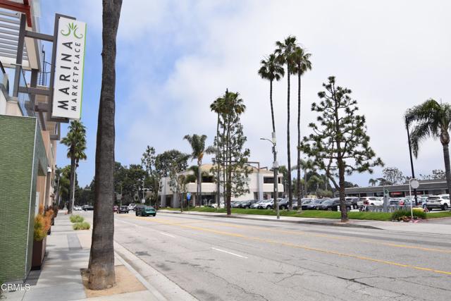 Detail Gallery Image 46 of 46 For 13340 Maxella Ave #3,  Marina Del Rey,  CA 90292 - 3 Beds | 2/1 Baths