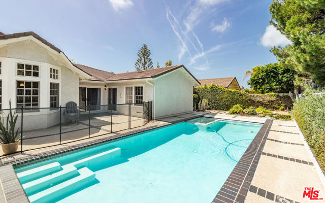 30150 AVENIDA CELESTIAL, Rancho Palos Verdes, California 90275, 4 Bedrooms Bedrooms, ,3 BathroomsBathrooms,Residential,Sold,AVENIDA CELESTIAL,22145523