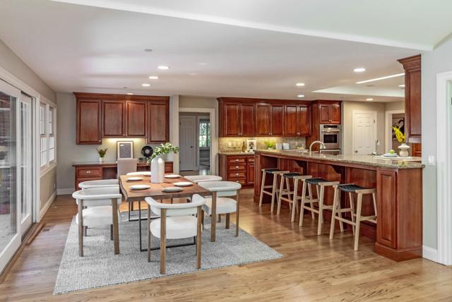 Image 10 of 65 For 14725 Live Oak Lane