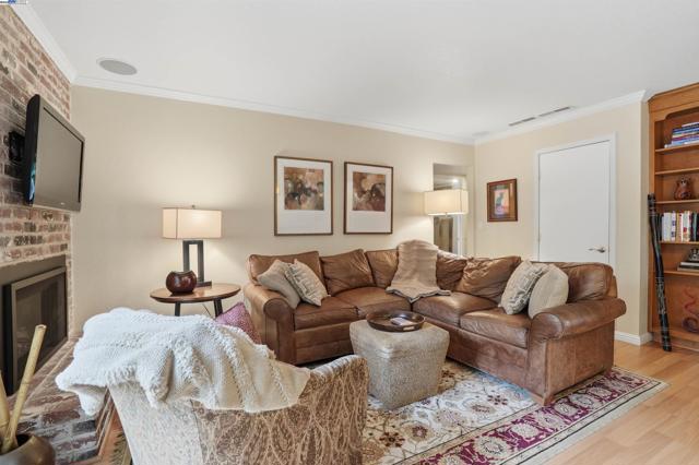 7653 Turquoise St, Dublin CA: https://media.crmls.org/mediaz/b9adf9dd-9dcb-4afc-9fe5-ee4825f80844.jpg