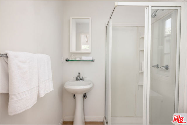2222 Camden Avenue photo 23