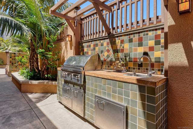 3574 7th Avenue, San Diego CA: https://media.crmls.org/mediaz/b9b00253-812e-4450-8db1-dbc0b893385e.jpg