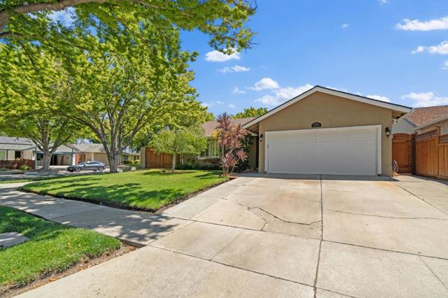 6230 Mahan Drive, San Jose CA: https://media.crmls.org/mediaz/b9b0b54f-7fee-4ad8-bcd8-605a15cff6d8.jpg