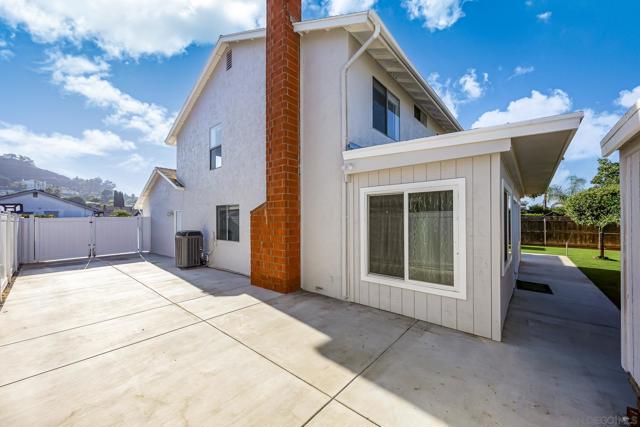 MLS #250037962SD image #23