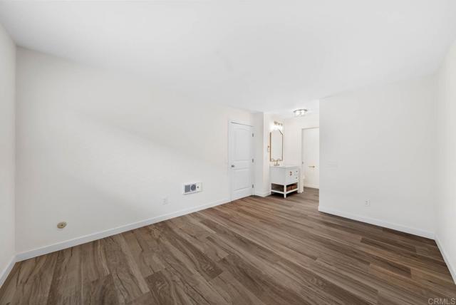 Detail Gallery Image 16 of 34 For 3825 Van Dyke Ave Apt 3, San Diego,  CA 92105 - 2 Beds | 1/1 Baths