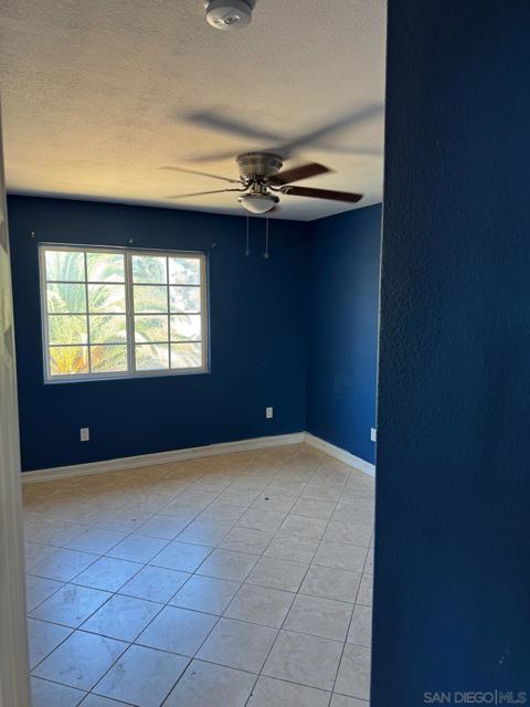 796 98 W Washington Ave, El Cajon CA: https://media.crmls.org/mediaz/b9b17e44-100c-4233-9fa0-52458e858a48.jpg
