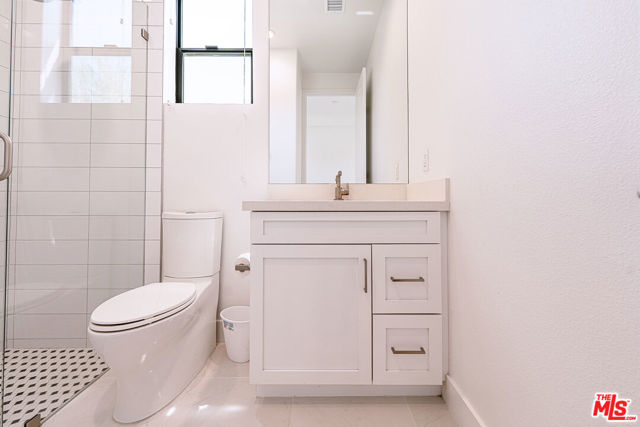 75601 Montage, Palm Desert CA: https://media.crmls.org/mediaz/b9b46e0e-bdd6-45d3-9d98-be5c33d17fa7.jpg