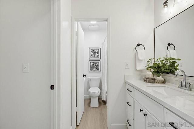 Image 25 of 48 For 3242 Ashford St  K