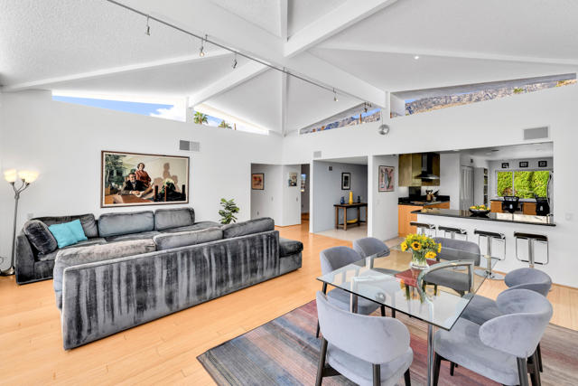 2400 S Palm Canyon Drive, Palm Springs CA: https://media.crmls.org/mediaz/b9b5614e-6c69-46fb-96c3-15f52f7eb109.jpg